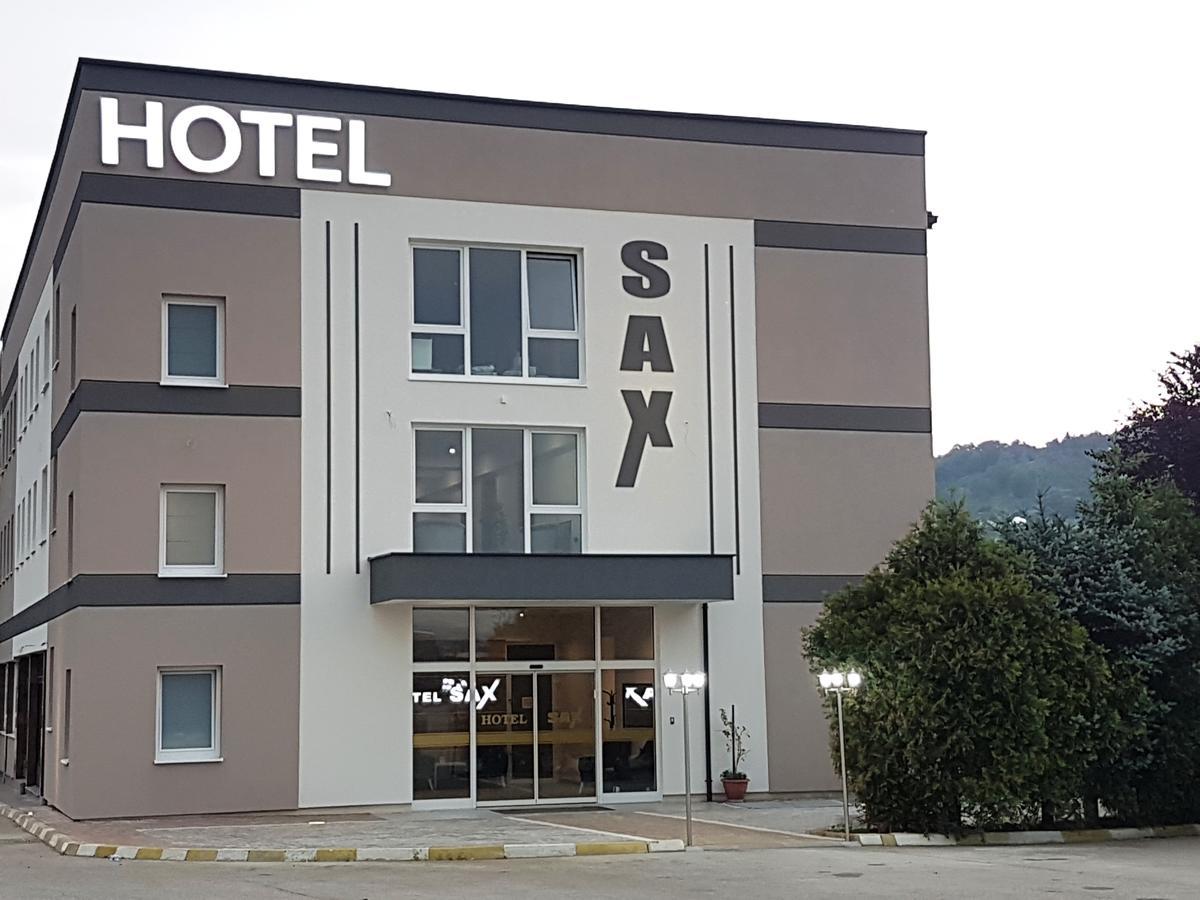 Hotel Sax Gracanica Exterior foto